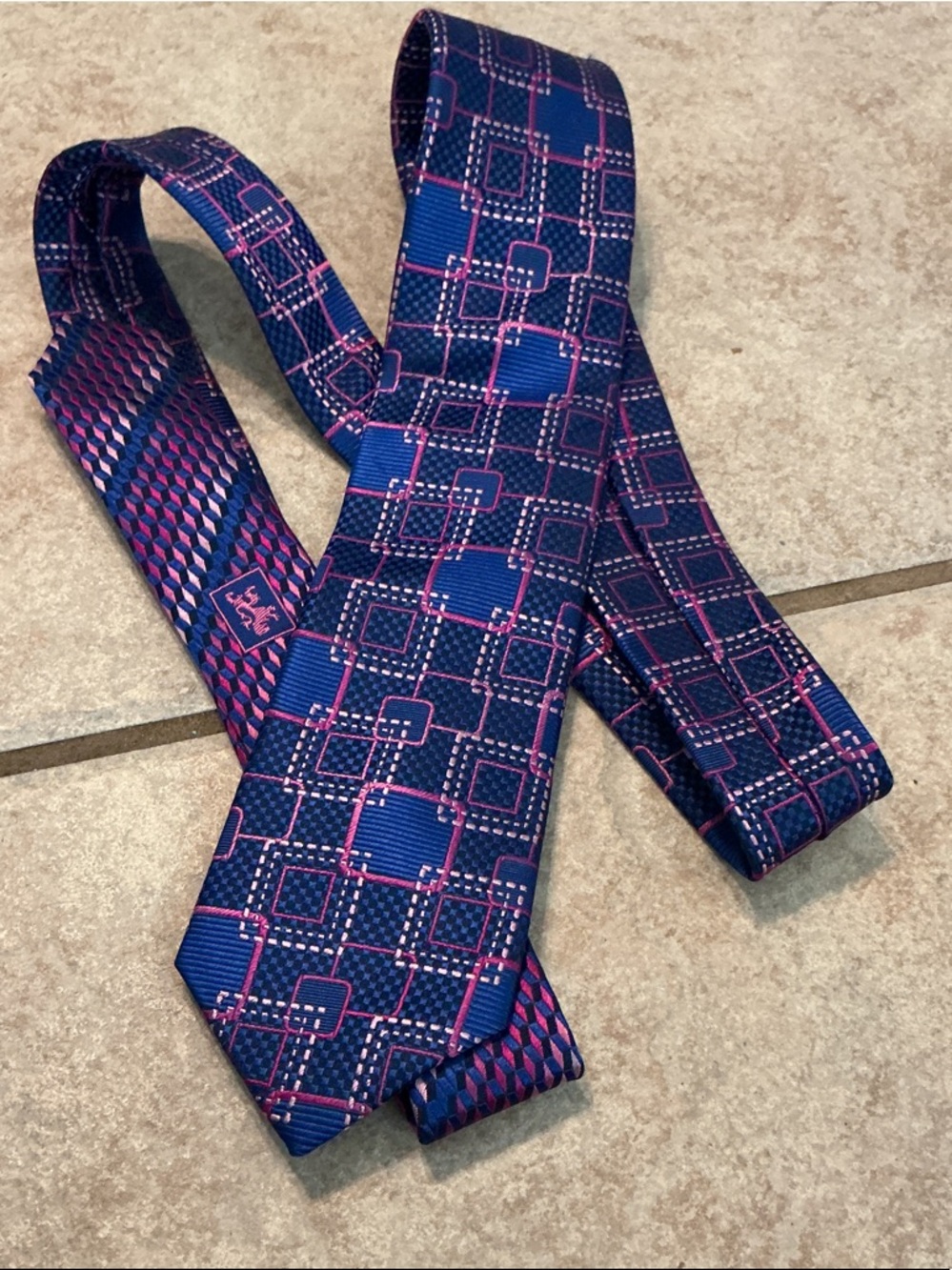 Bugatoni NavyBlue and Pink Geometric Men's Necktie